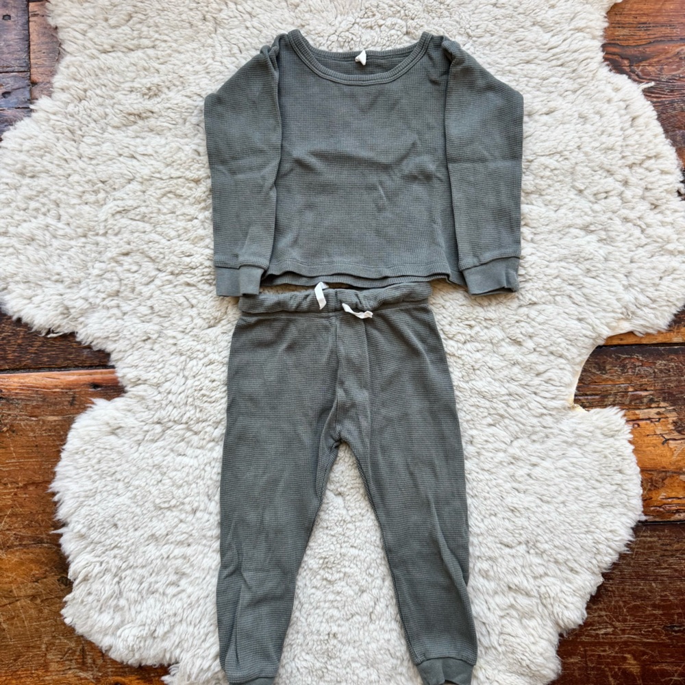 Quincy Mae Thermal Pajama Set